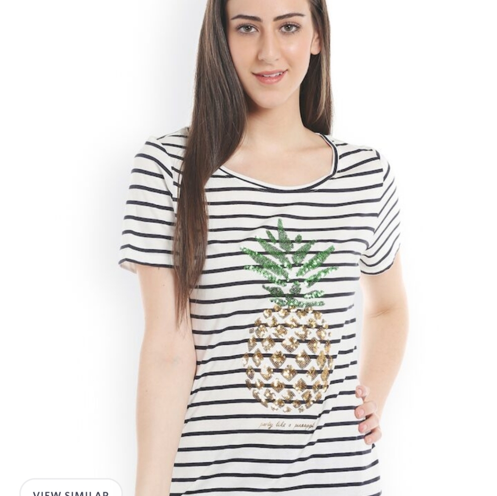 Only sequin party like a pineapple scoop neck tee